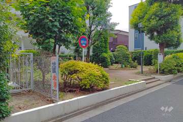 マンション敷地内の『みどりの広場』