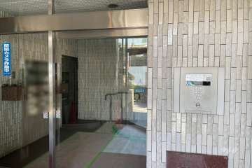 エントランスはオートロック有付きです。