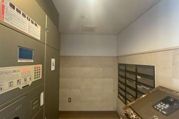 宅配ボックスと集合ポスト