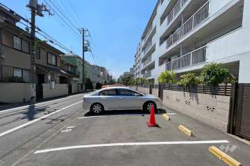 敷地内駐車場（屋外平面式）