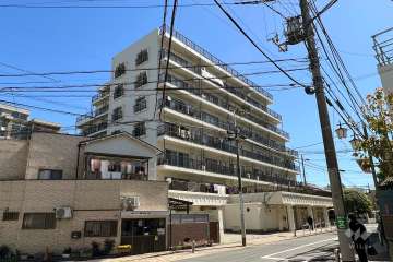 パルテノン上町の外観(南西側から)