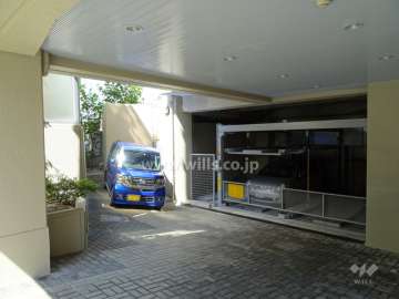 敷地内駐車場（屋外平面式、屋内機械式）