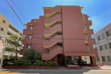 ライオンズガーデン世田谷の外観（北側から）