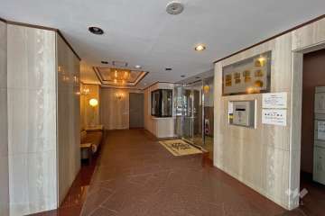 エントランスホール