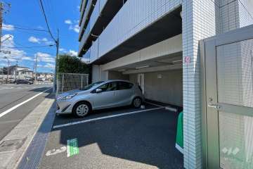 敷地内駐車場（屋外平面式）