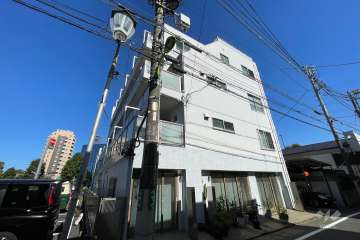 リバーサイドエイトの外観（南西側から）