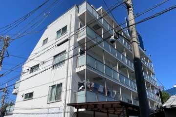 リバーサイドエイトの外観（南東側から）