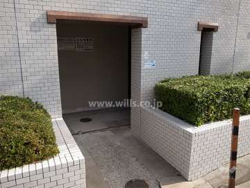 駐輪場入口