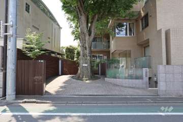 エントランスアプローチ