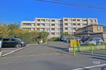 クレヴィア成城の外観（西側から）