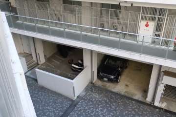 敷地内駐車場（屋内平面式）