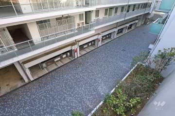 敷地内駐車場（屋内機械式）