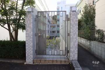 敷地の出入り口