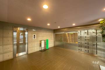 エントランスホール