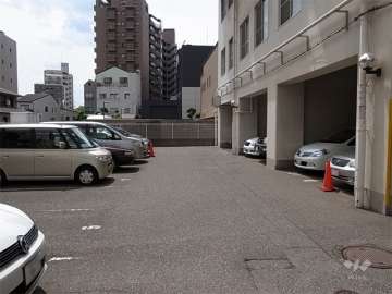 敷地内駐車場（平面式）