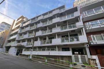 トップ成城学園第２の外観（南東側から）