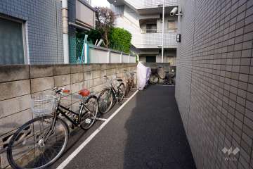 駐輪場、バイク置場