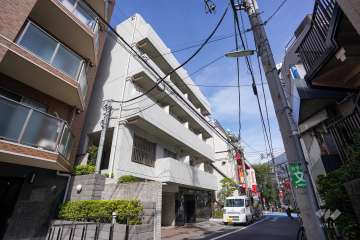 ステージファースト赤堤の外観（南西側から）