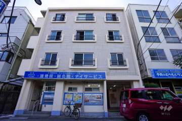 赤堤愛和マンションの外観（東側から）