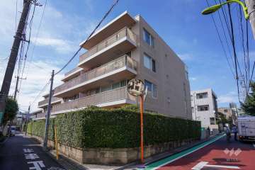 ガーデンコート世田谷赤堤の外観（南東側から）