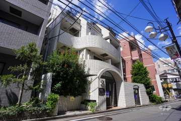 ラ・レジダンス・ド・リュックスの外観（南東側から）