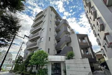 イデアル世田谷千歳台の外観（北東側から）