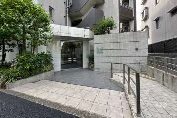 エントランスアプローチ