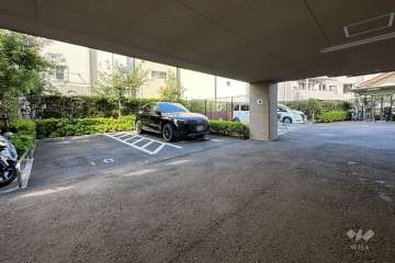敷地内駐車場（屋内平面式・屋外機械式）