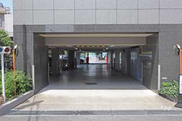 駐車場の出入口