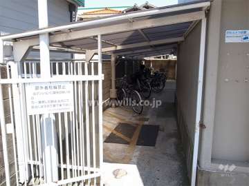 駐輪場（敷地の北側と南側の2カ所にあります。）
