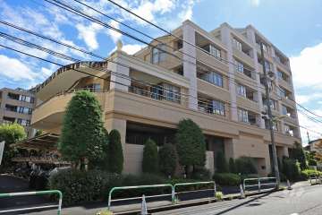 グランシティ千歳船橋の外観（北西側から）