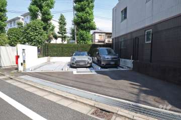敷地内駐車場（屋外平面式）