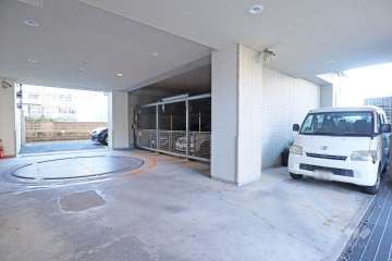敷地内駐車場（屋内機械式・屋外平面式）