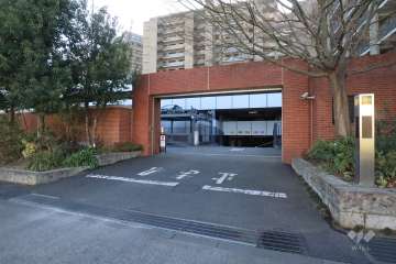 駐車場の出入り口