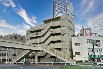 千歳船橋オリンピックマンションG-2の外観（南西側から）