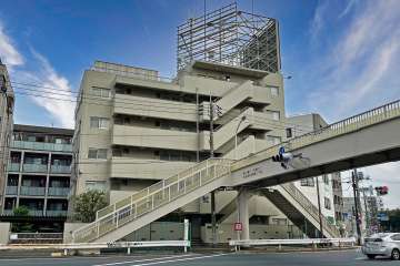 千歳船橋オリンピックマンションG-2の外観（西側から）