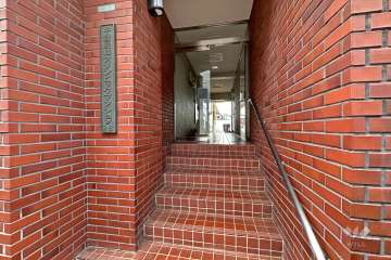 エントランス（東側）