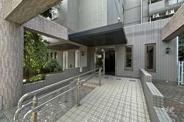 エントランスアプローチ