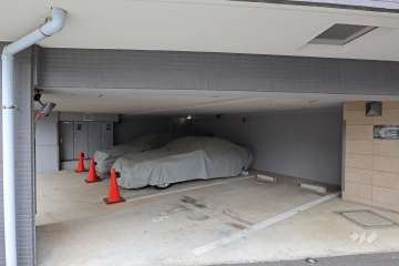 敷地内駐車場（屋内平面式）
