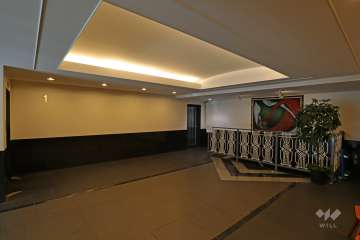 エントランスホール