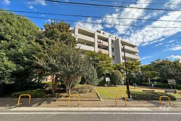 世田谷アインス美しの杜の外観（北西側から）