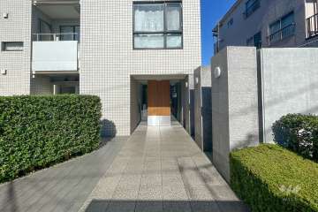 エントランスアプローチ