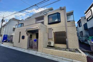 メゾン・ド・セプトルの外観（北西側から）