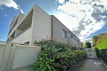 パークホームズ祖師谷ガーデンズコートの外観（北東側から）