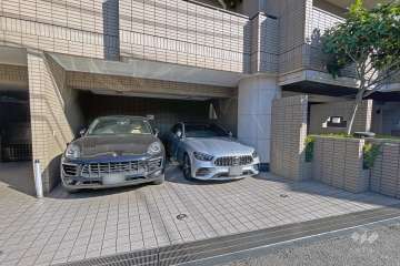 敷地内駐車場（屋内平面式）