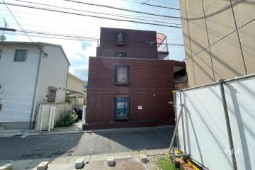 メゾン・ド・アガードの外観（東側から）