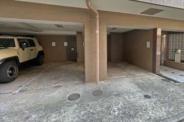 敷地内駐車場（屋内平面式）