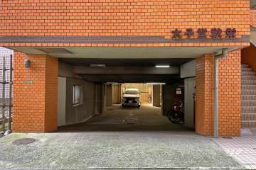 駐車場出入口