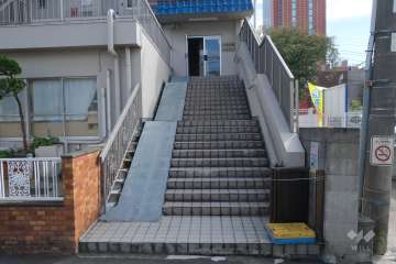 エントランスアプローチ