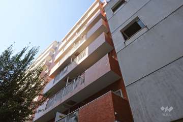 ライオンズマンション三軒茶屋第２の外観（南東側から）